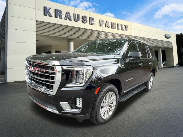 Used 2022 GMC Yukon SLT w/ SLT Luxury Package AWD/4WD image 3