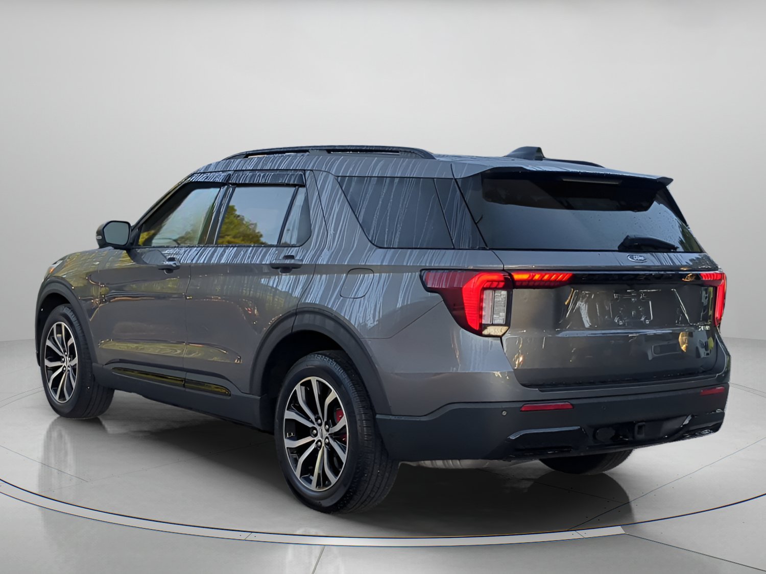 Certified 2026 Ford Explorer ST-Line w/ ST-Line Street Pack RWD image 42