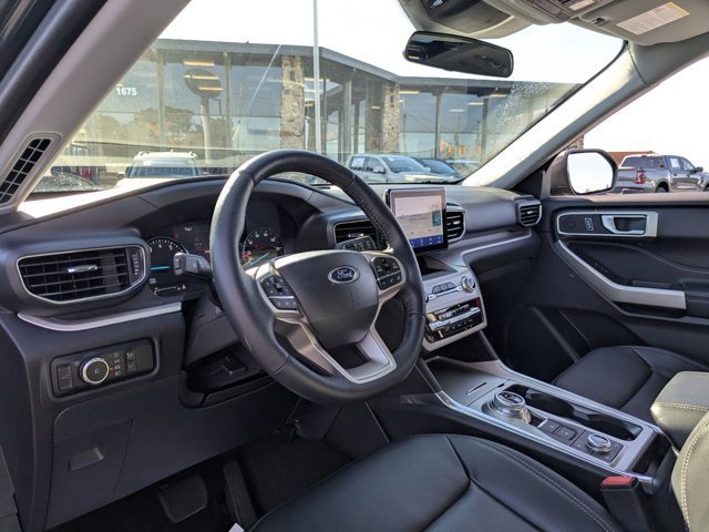 Certified 2023 Ford Explorer XLT w/ Equipment Group 202A image 15