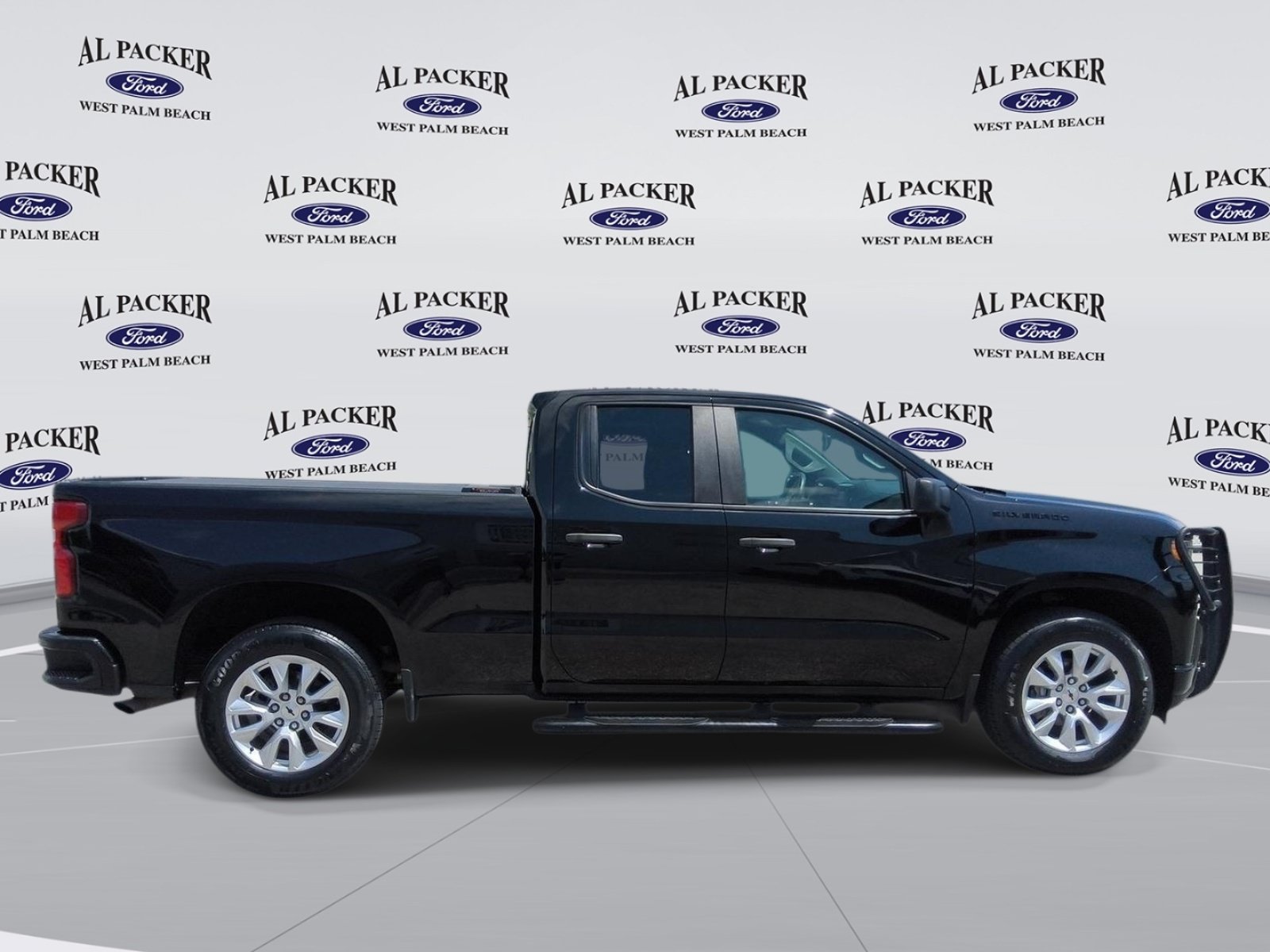 Used 2021 Chevrolet Silverado 1500 Custom w/ LPO, Dark Essentials Package RWD image 6