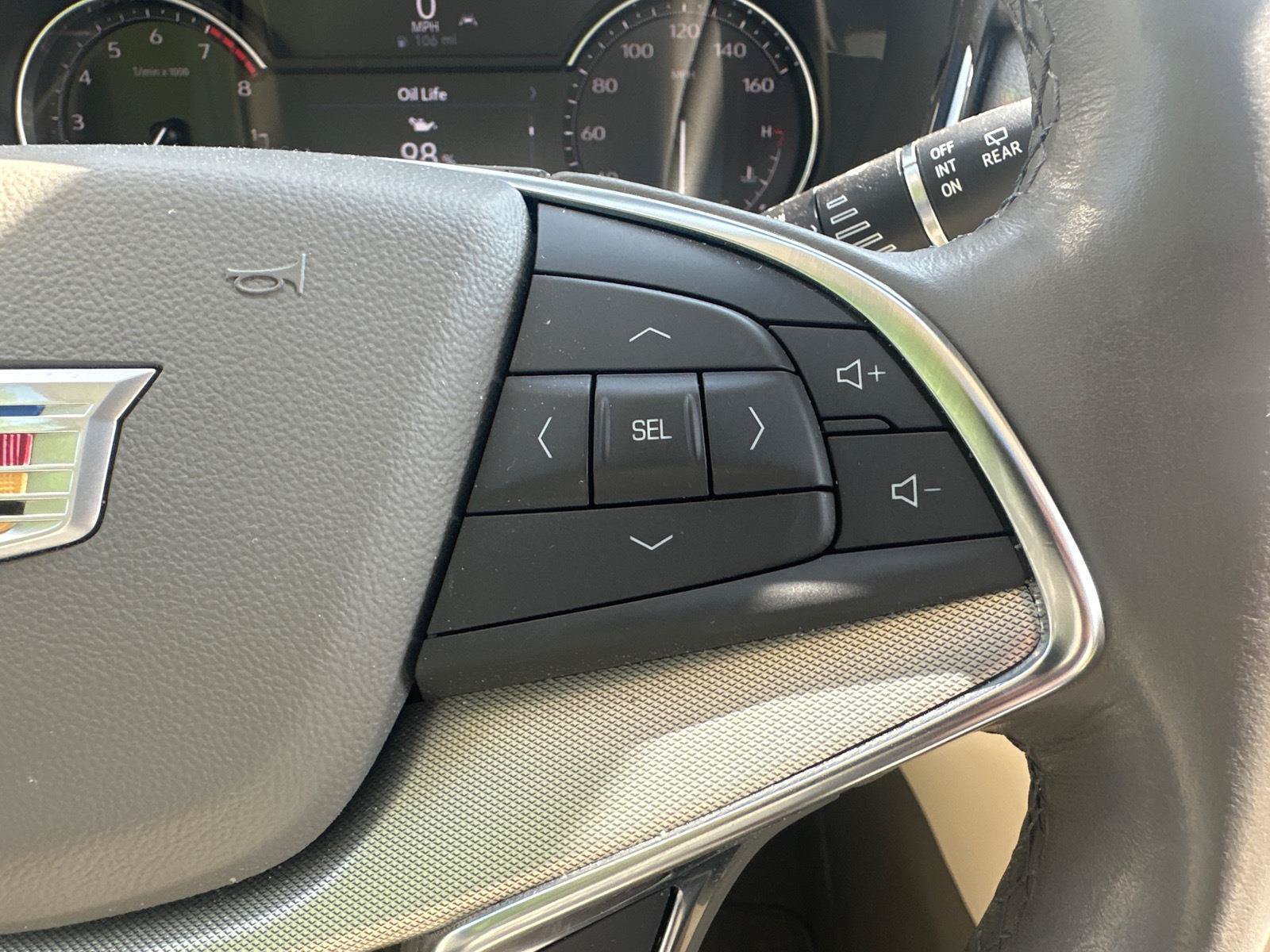 Used 2022 Cadillac XT5 Premium Luxury FWD image 23