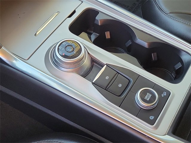 Certified 2022 Ford Explorer XLT w/ Equipment Group 202A image 13