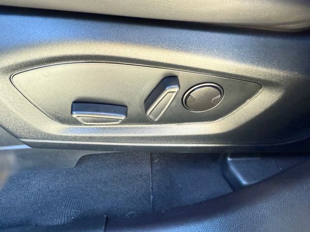 Certified 2022 Ford Explorer XLT w/ Equipment Group 202A image 21