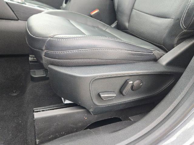 Certified 2022 Ford Escape Titanium w/ Class II Trailer Tow Package image 22