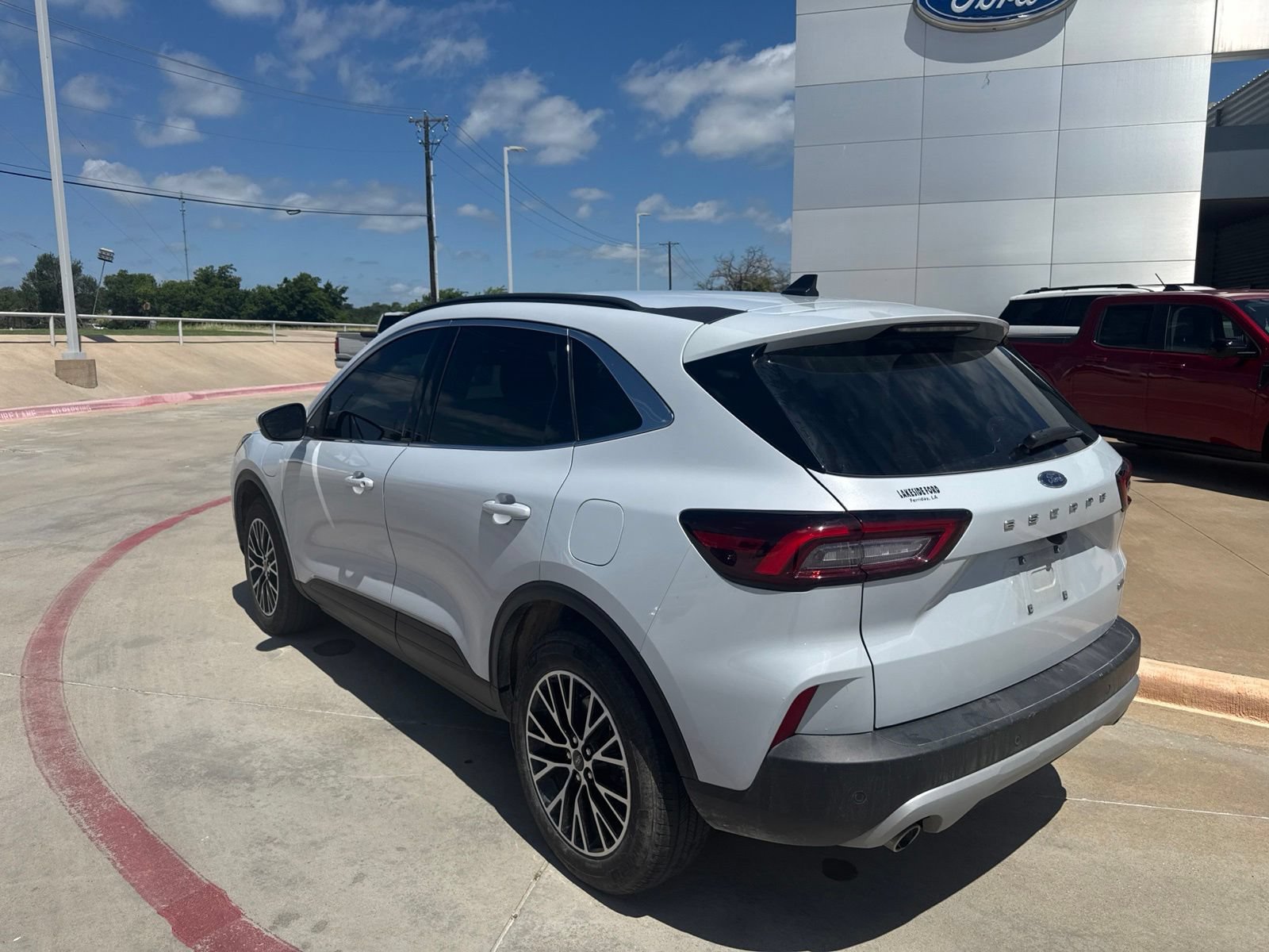 Certified 2025 Ford Escape SE FWD image 7