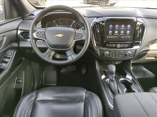 Used 2023 Chevrolet Traverse LT FWD image 11