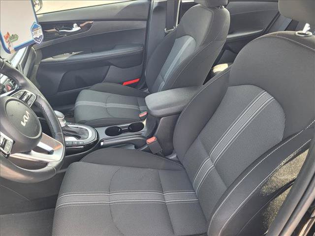 Used 2024 Kia Forte Sedan FWD image 11