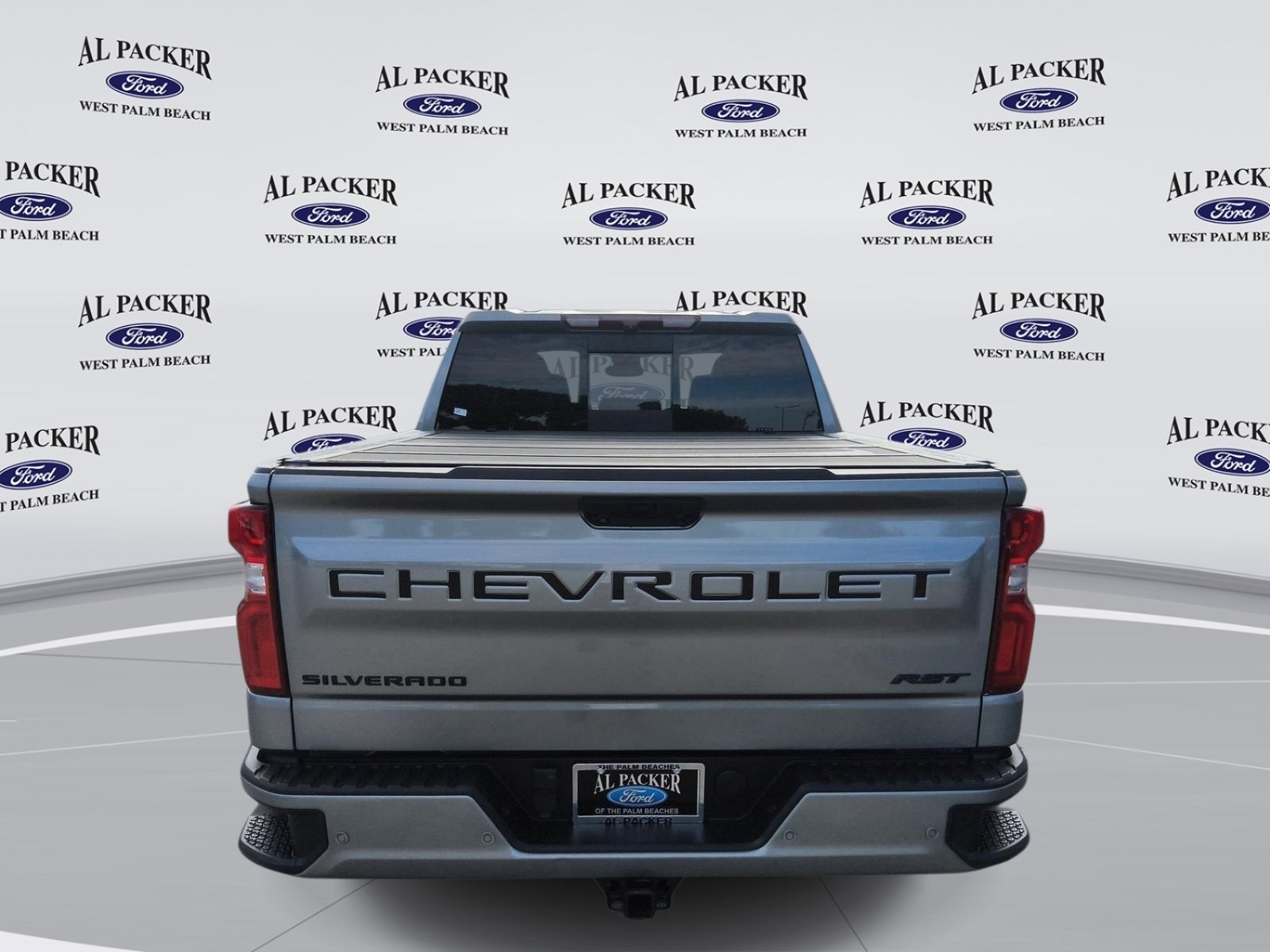 Used 2023 Chevrolet Silverado 1500 RST w/ Convenience Package II AWD/4WD image 4