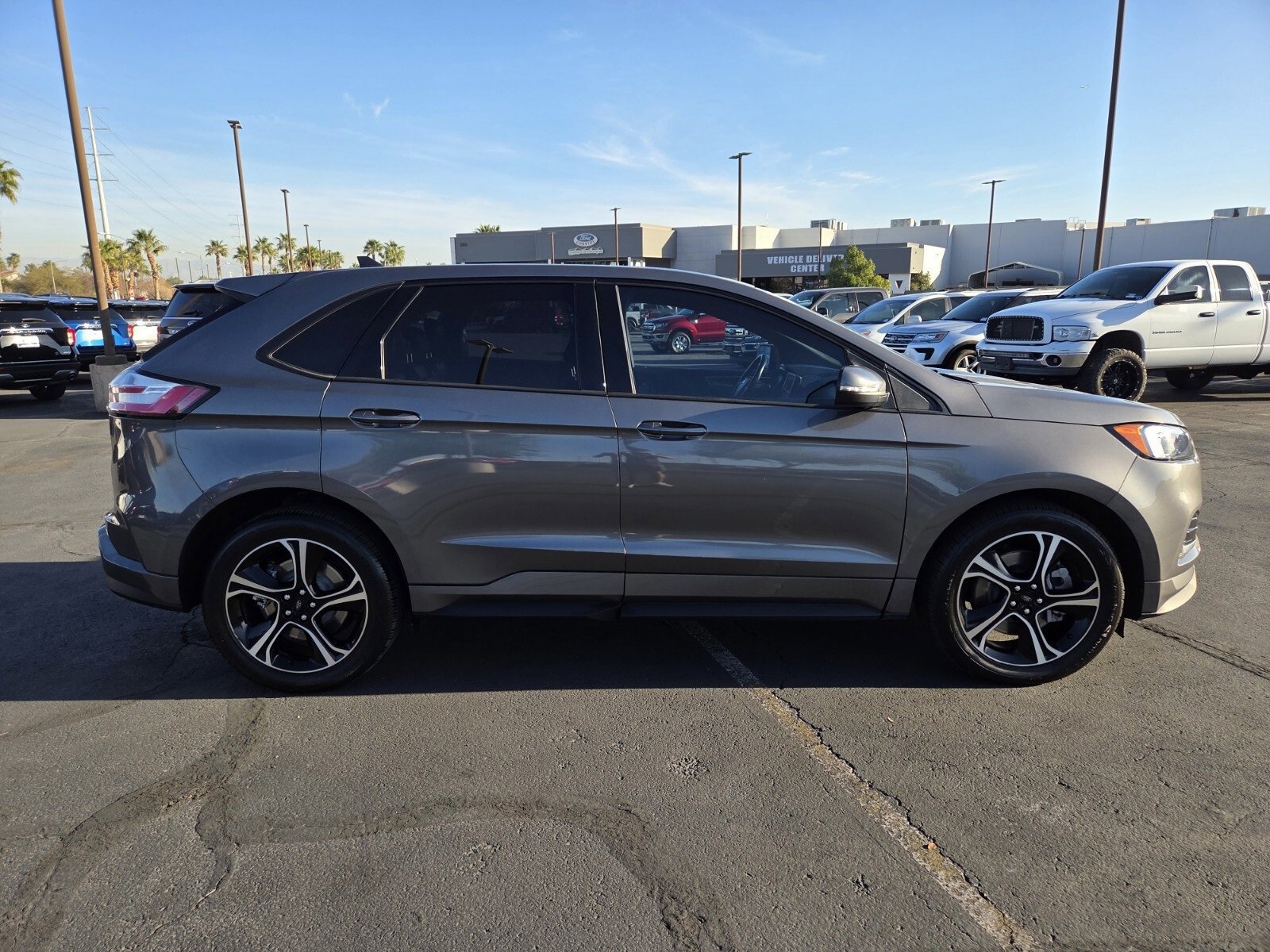 Certified 2022 Ford Edge ST image 6