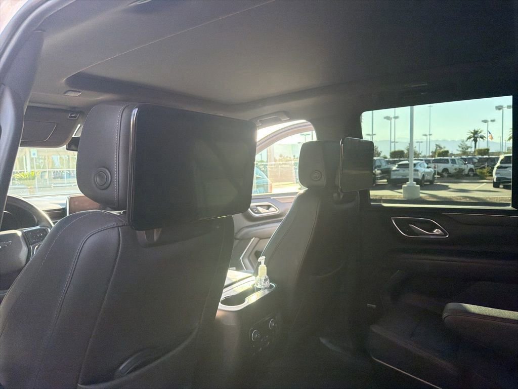 Used 2022 Chevrolet Tahoe Z71 w/ Z71 Off-Road Package image 5