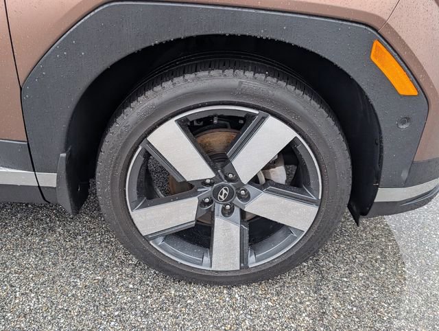 Used 2024 Hyundai Santa Fe Limited image 17