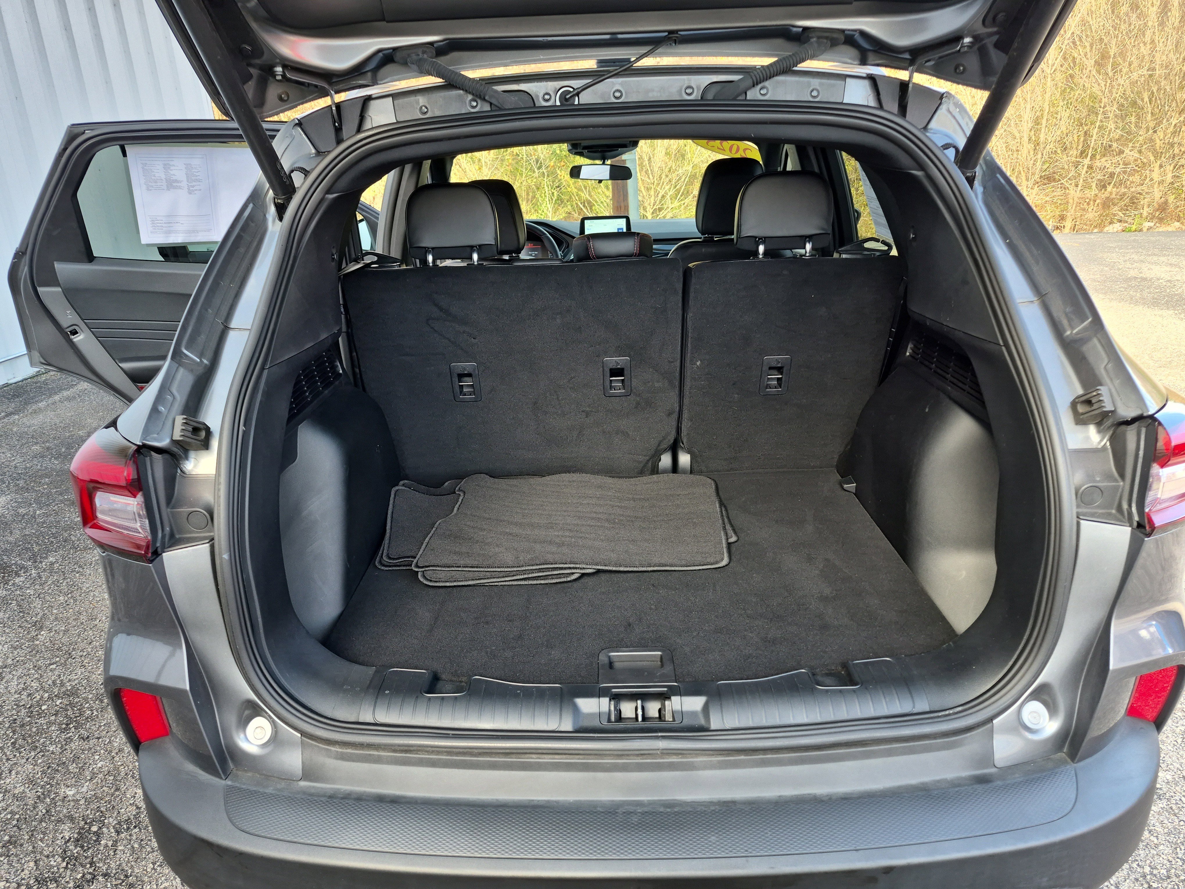 Certified 2025 Ford Escape ST-Line Elite image 18