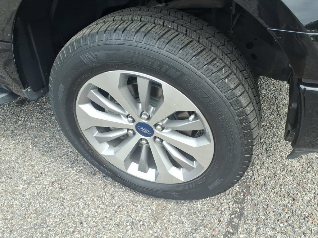 Certified 2018 Ford F150 XL w/ Equipment Group 101A Mid AWD/4WD image 6