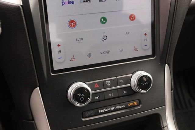 Certified 2024 Ford Edge SEL image 17