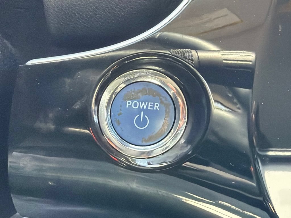 Used 2020 Toyota Prius Prime LE FWD image 29