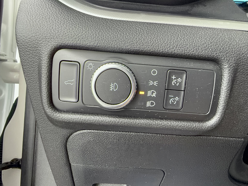 Certified 2022 Ford Explorer XLT w/ Equipment Group 202A RWD image 27