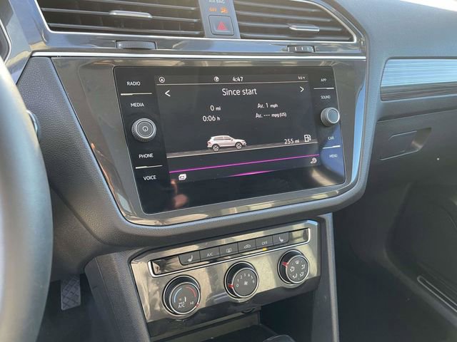 Used 2024 Volkswagen Tiguan Wolfsburg Edition image 22