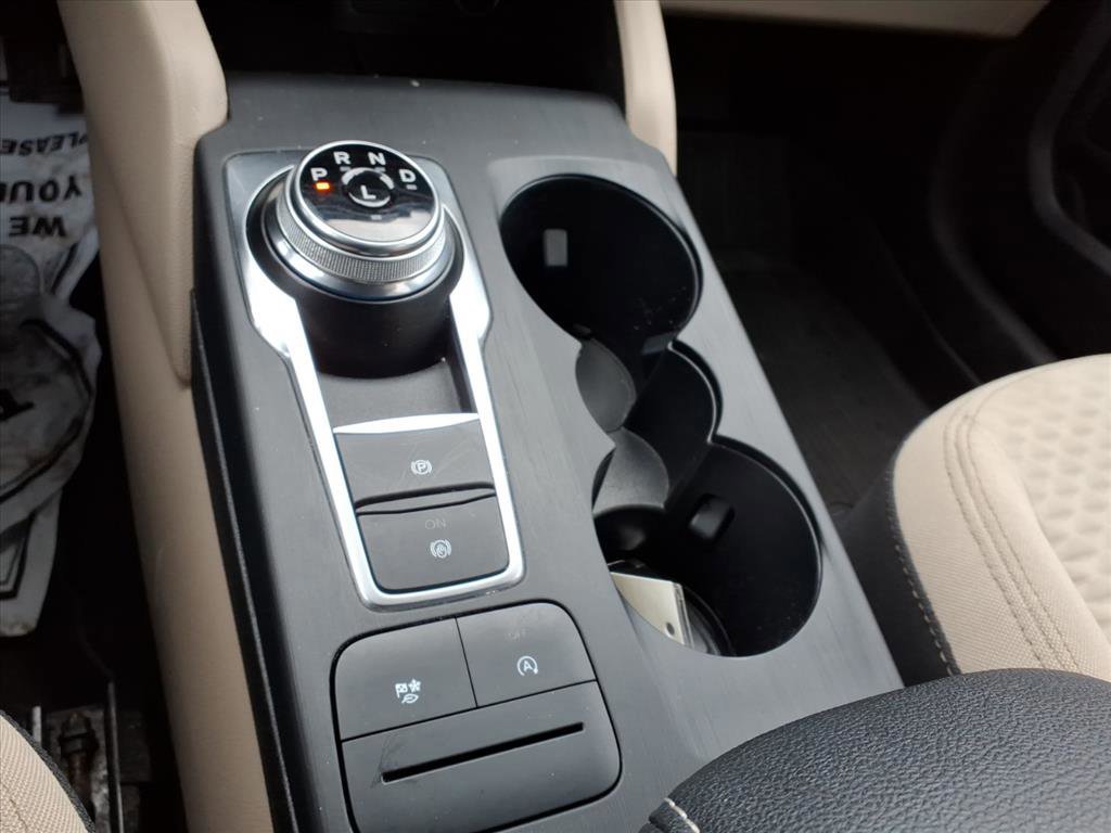 Certified 2020 Ford Escape SE image 21