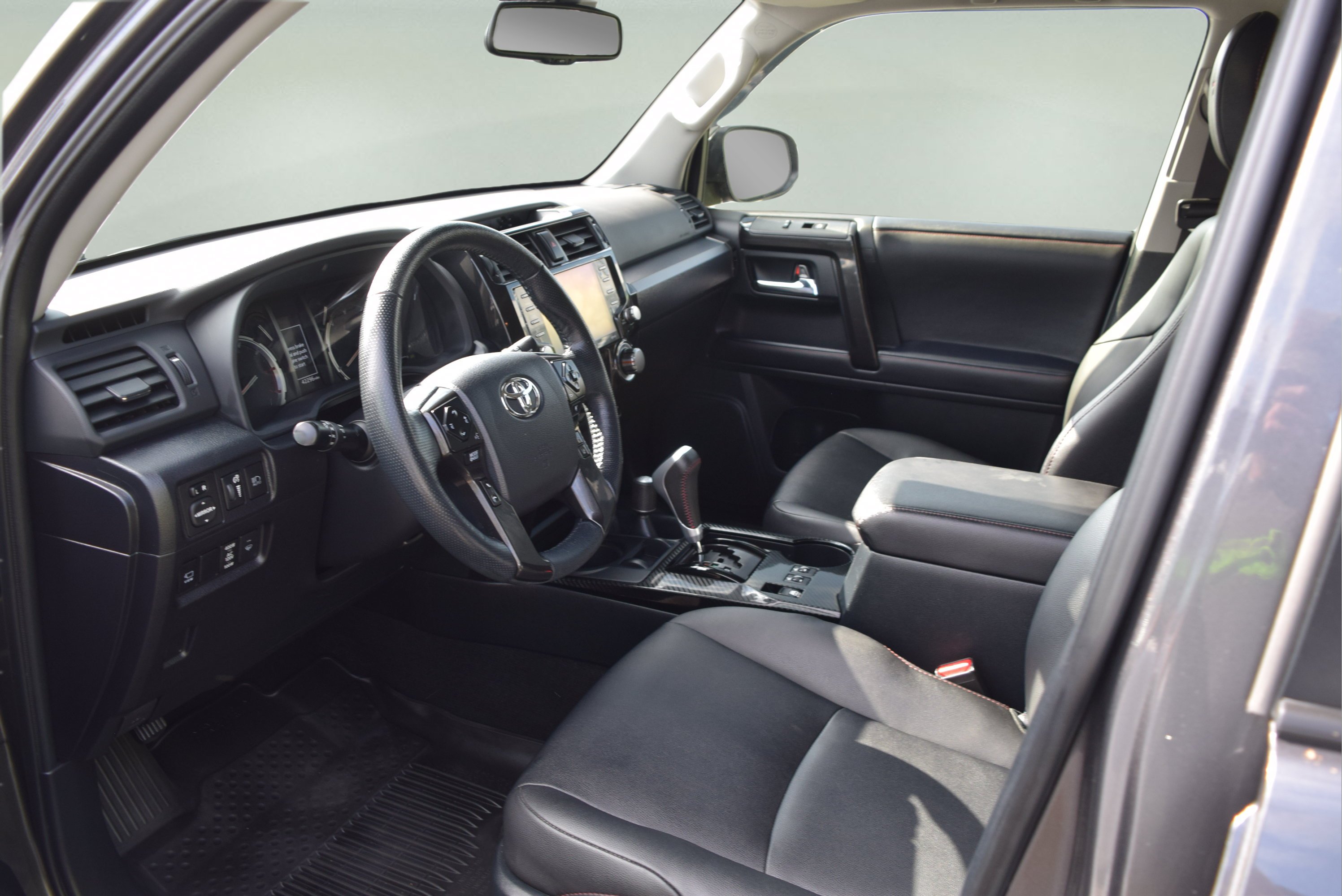 Used 2023 Toyota 4Runner TRD Off-Road Premium w/ Off Road Premium Plus Package AWD/4WD image 11