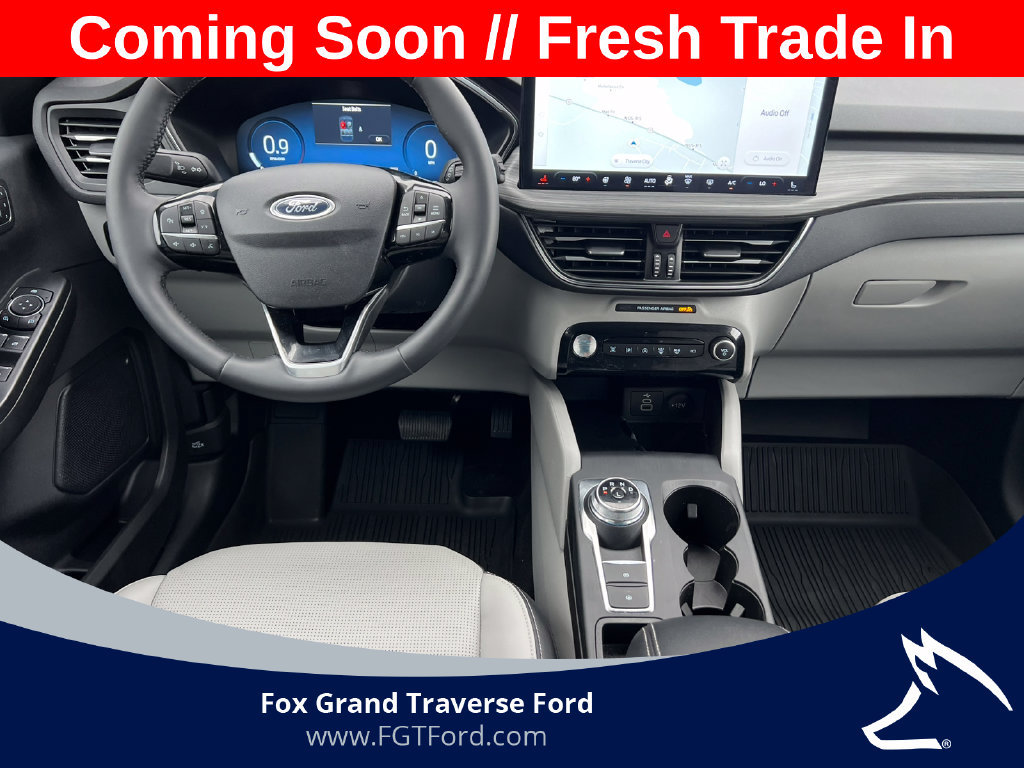 Certified 2024 Ford Escape Platinum AWD/4WD image 2