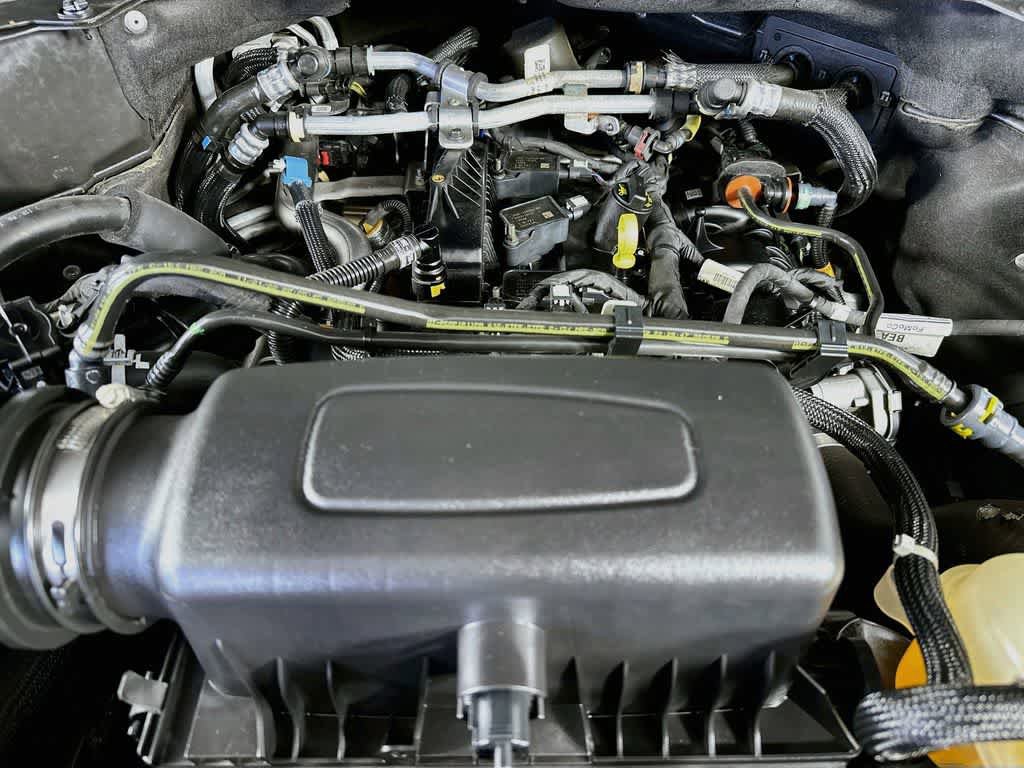 Certified 2023 Ford Explorer XLT w/ Equipment Group 202A RWD image 9