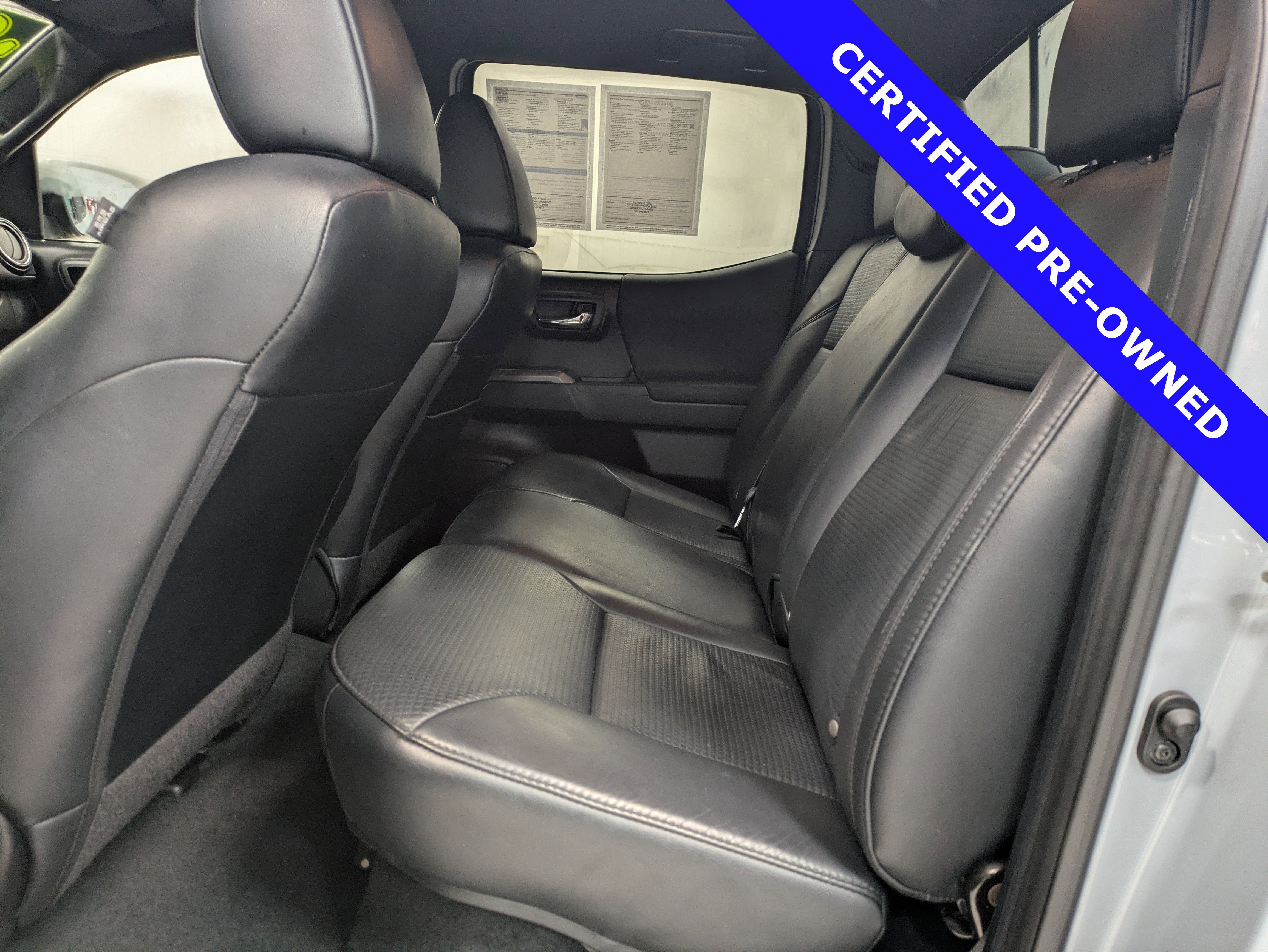 Used 2019 Toyota Tacoma TRD Off-Road image 15