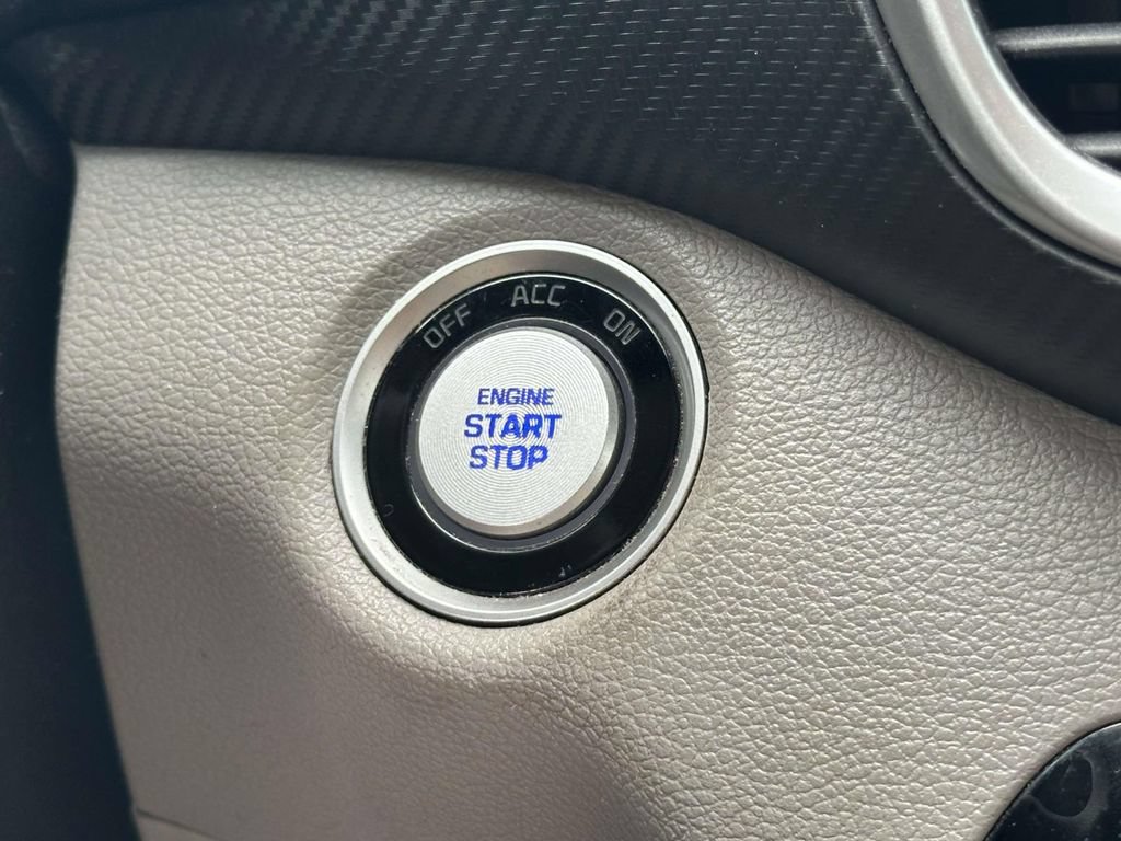 Used 2021 Hyundai Tucson Value AWD/4WD image 11