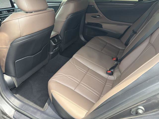 Used 2024 Lexus ES 350 Ultra Luxury w/ Accessory Package (Z1) FWD image 18