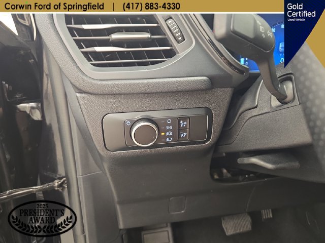 Certified 2025 Ford Escape ST-Line AWD/4WD image 32