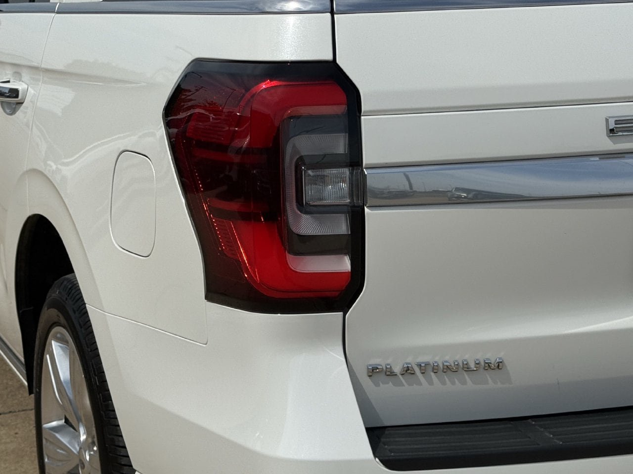 Certified 2023 Ford Expedition Platinum RWD image 7