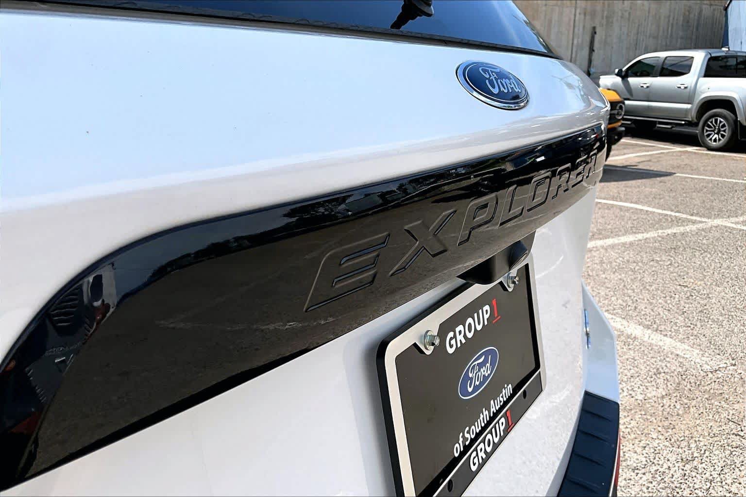 Certified 2023 Ford Explorer ST w/ Equipment Group 401A AWD/4WD image 10