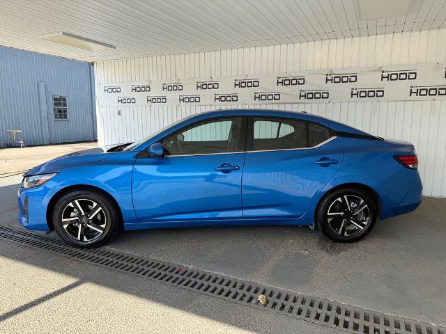 Used 2025 Nissan Sentra SV FWD image 23