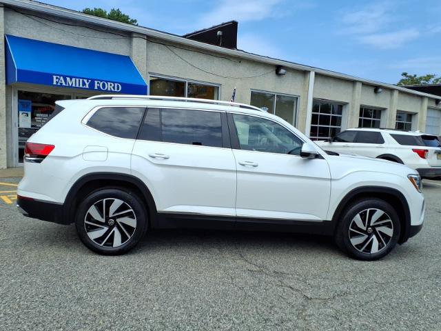 Used 2024 Volkswagen Atlas SEL AWD/4WD image 8