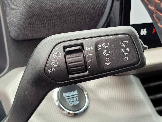 Certified 2025 Ford Explorer Active RWD image 33