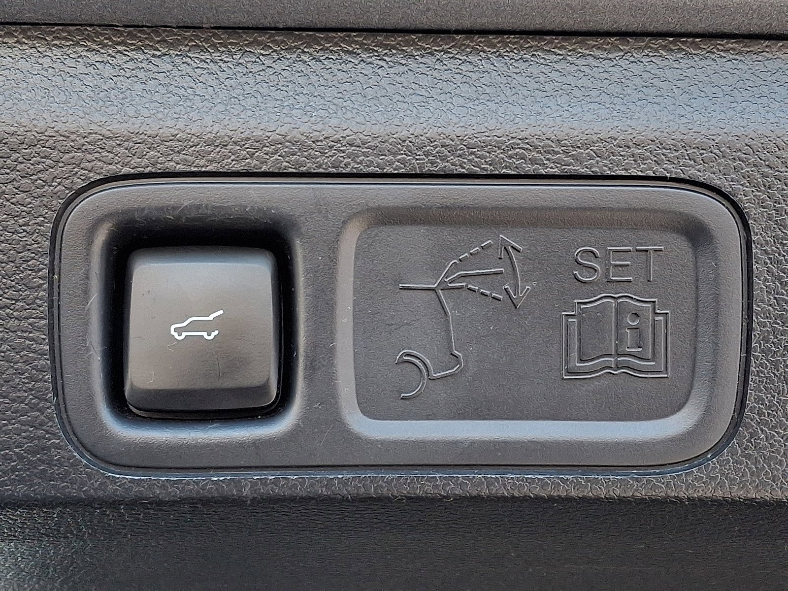 Certified 2023 Ford Expedition Max XLT image 29