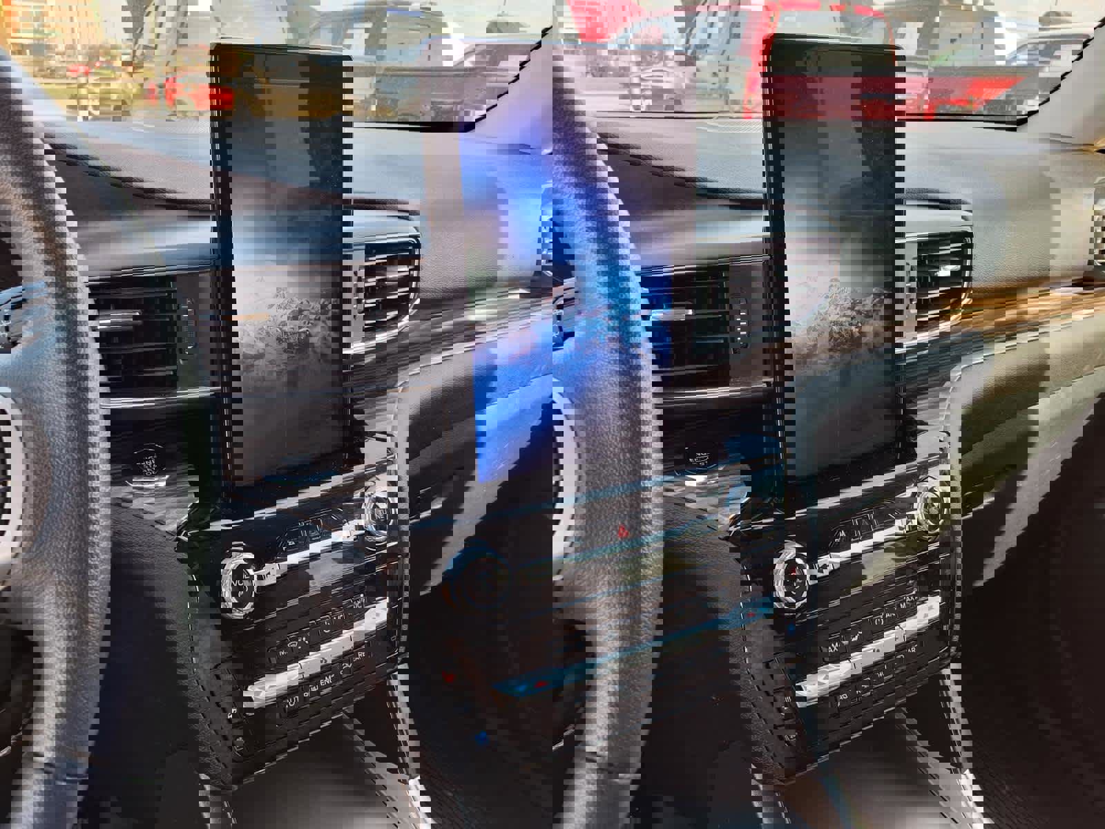 Certified 2023 Ford Explorer Limited w/ Limited Technology Package image 11