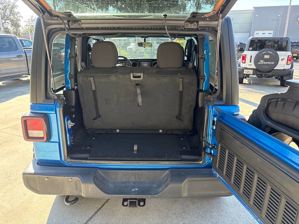 Used 2022 Jeep Wrangler Willys image 28