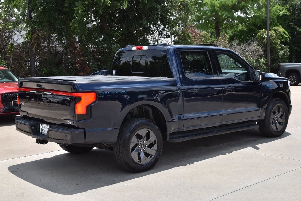 Certified 2025 Ford F150 Lightning Lariat AWD/4WD image 7