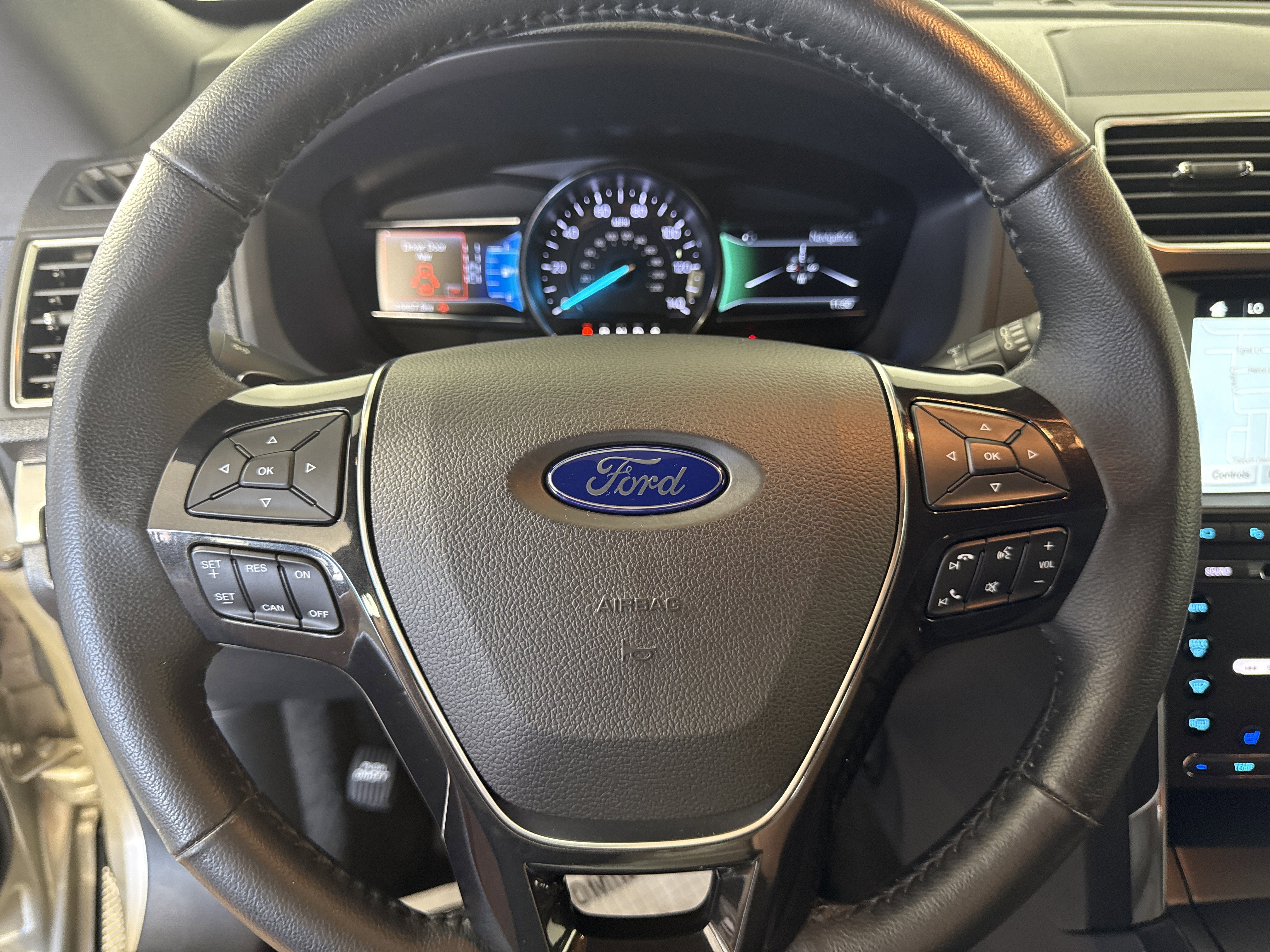 Certified 2017 Ford Explorer Limited w/ Equipment Group 301A image 27