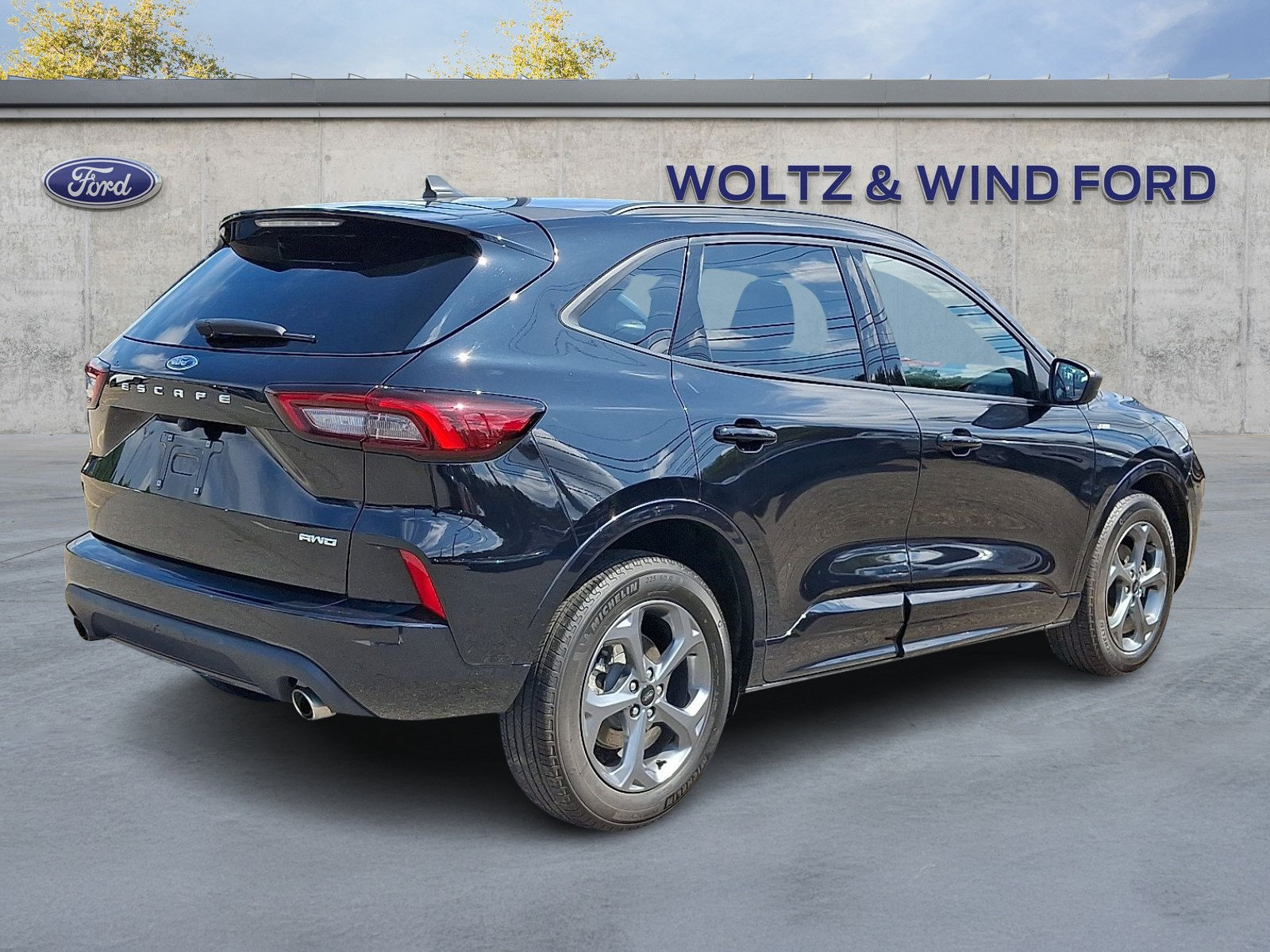 Certified 2024 Ford Escape ST-Line AWD/4WD image 6