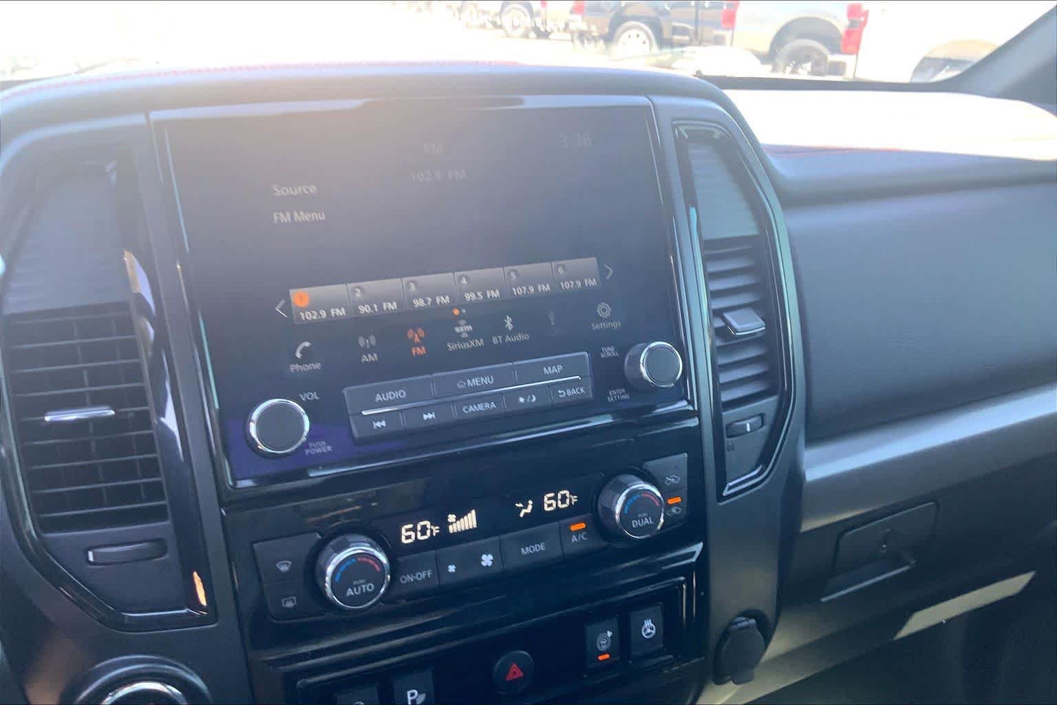 Used 2024 Nissan Titan PRO-4X w/ Pro-4x Convenience Package AWD/4WD image 34