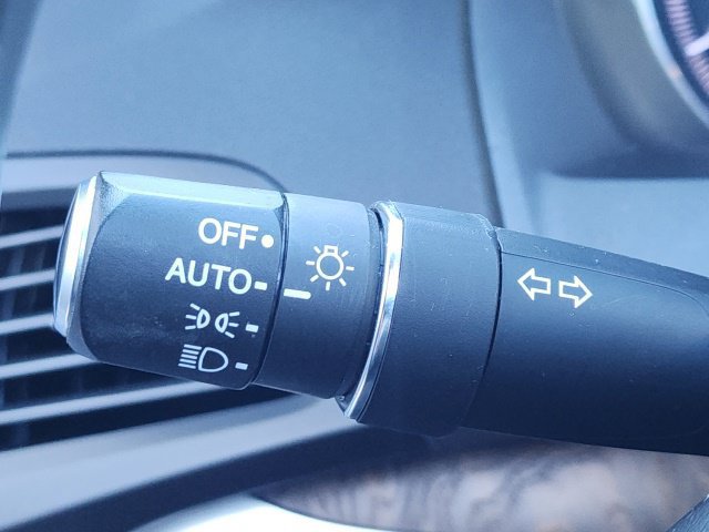 Used 2020 Acura MDX w/ Technology Package FWD image 36