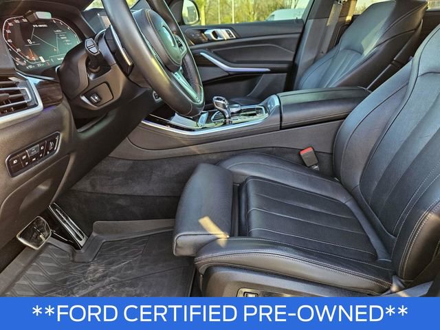 Used 2020 BMW X5 M50i image 30