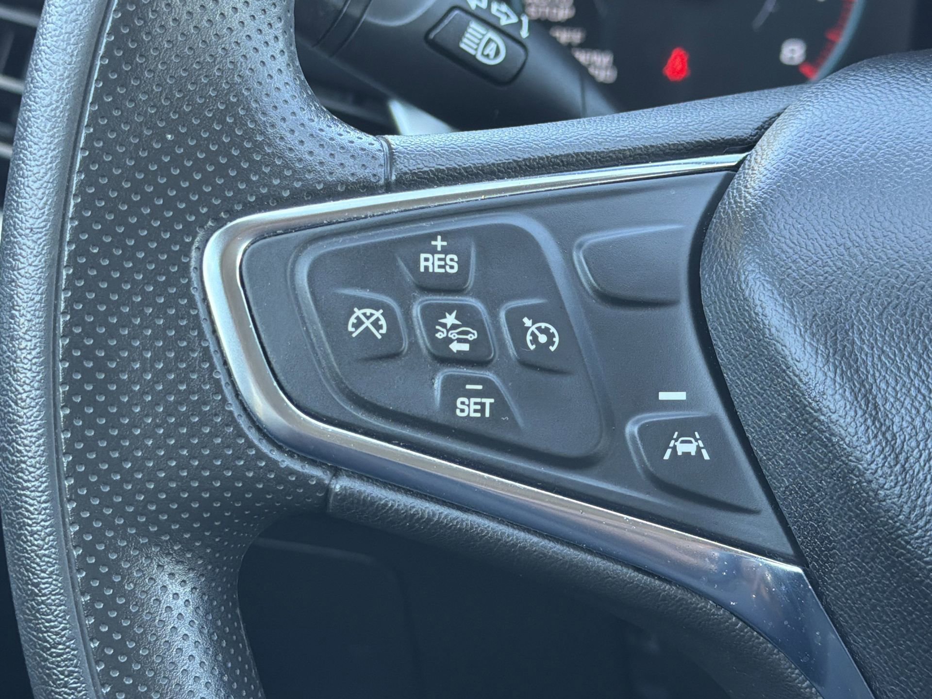 Used 2023 Chevrolet Malibu LT image 19