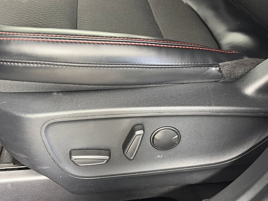 Certified 2025 Ford Escape ST-Line Select image 26