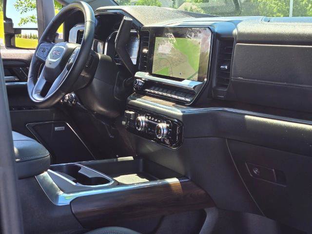 Used 2024 GMC Sierra 2500 SLT w/ SLT Premium Package AWD/4WD image 9