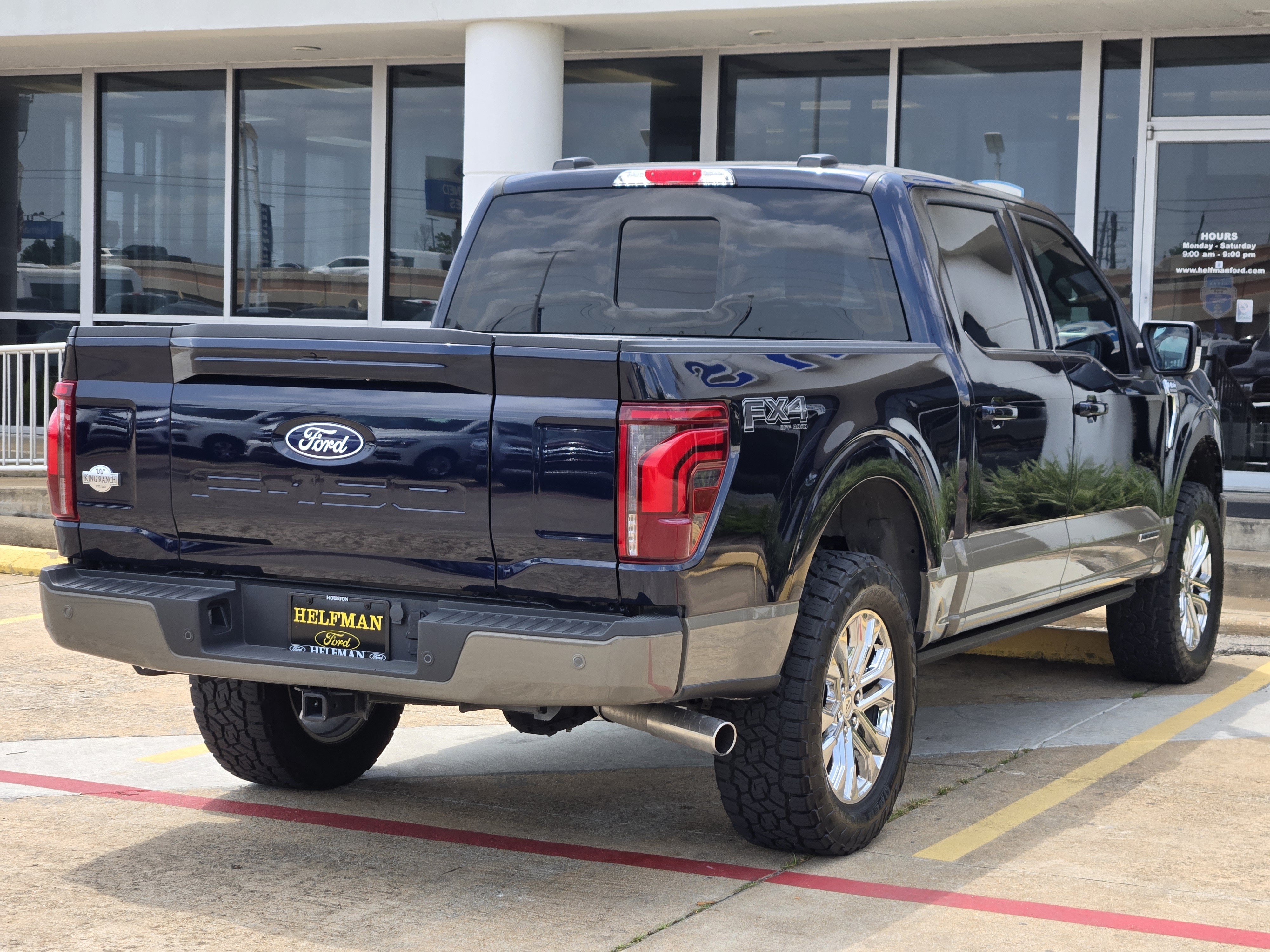 Certified 2025 Ford F150 King Ranch w/ FX4 Off-Road Package AWD/4WD image 4