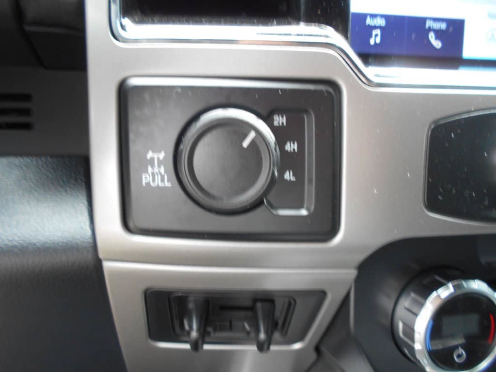 Certified 2022 Ford F250 Lariat w/ FX4 Off-Road Package AWD/4WD image 15
