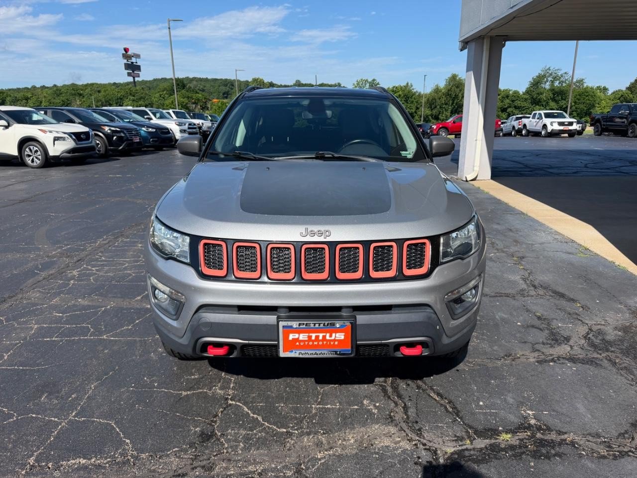Used 2020 Jeep Compass Trailhawk AWD/4WD image 8