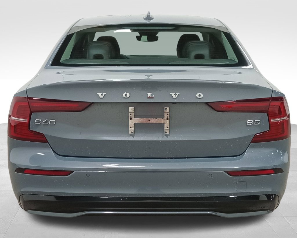 Used 2024 Volvo S60 B5 Plus FWD image 4